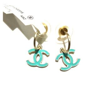 Chanel CC Logo earrings